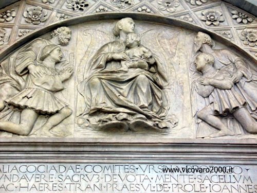 Vicovaro Tempietto San Giacomo -  particolare del portale 